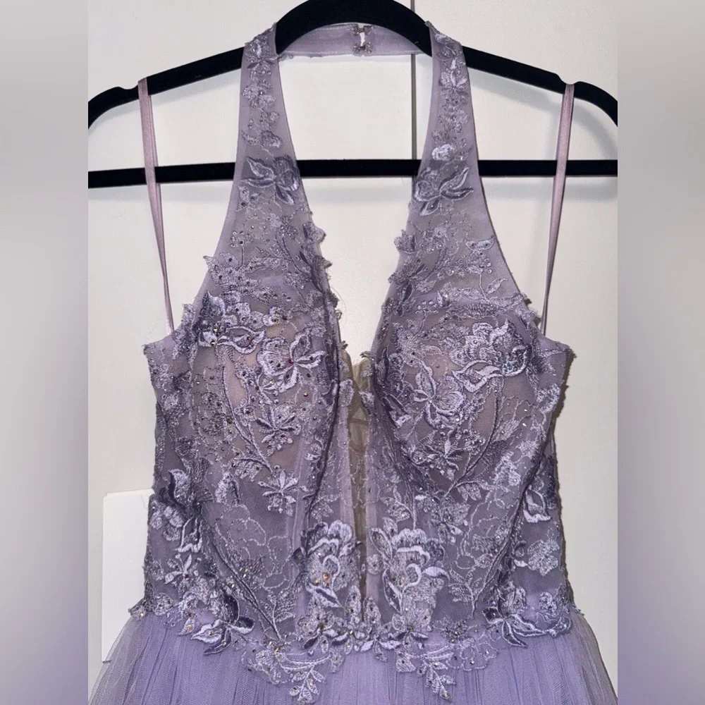 NWT | Mac Duggal Lilac Elegant Lavender Lace Dress Size 4 - Picture 3 of 8